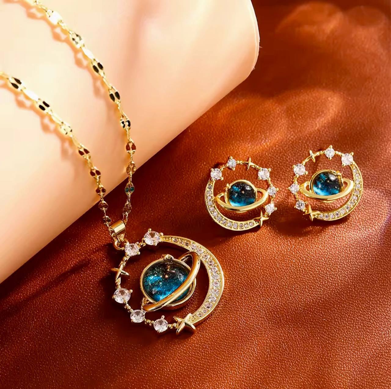 18K Gold Diamond Light Luxury Space Planet Star Series Necklace for Women Gold Color Planet Moon Astronaut Pendant Necklaces Jewelry Gifts