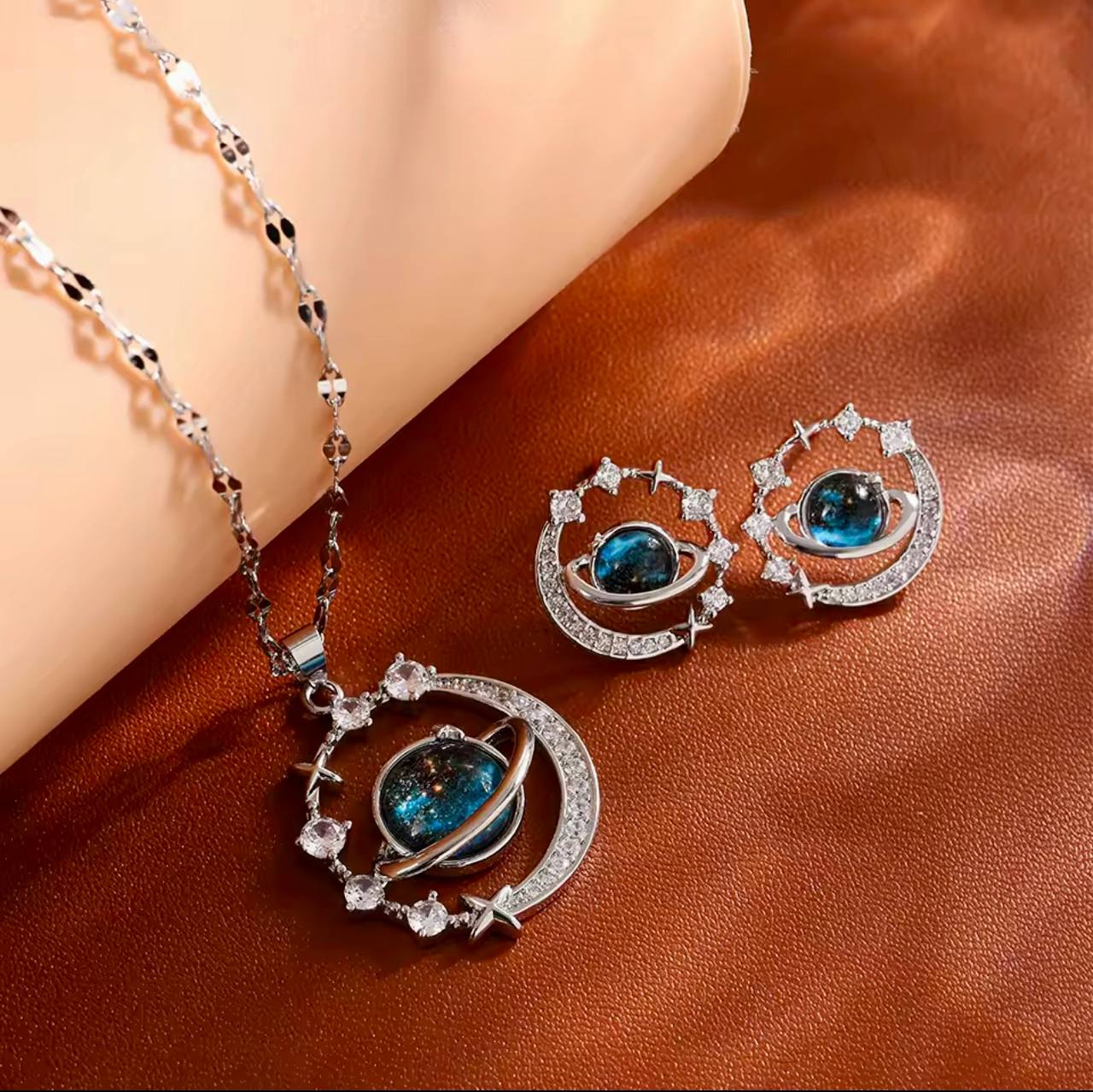 18K Gold Diamond Light Luxury Space Planet Star Series Necklace for Women Gold Color Planet Moon Astronaut Pendant Necklaces Jewelry Gifts